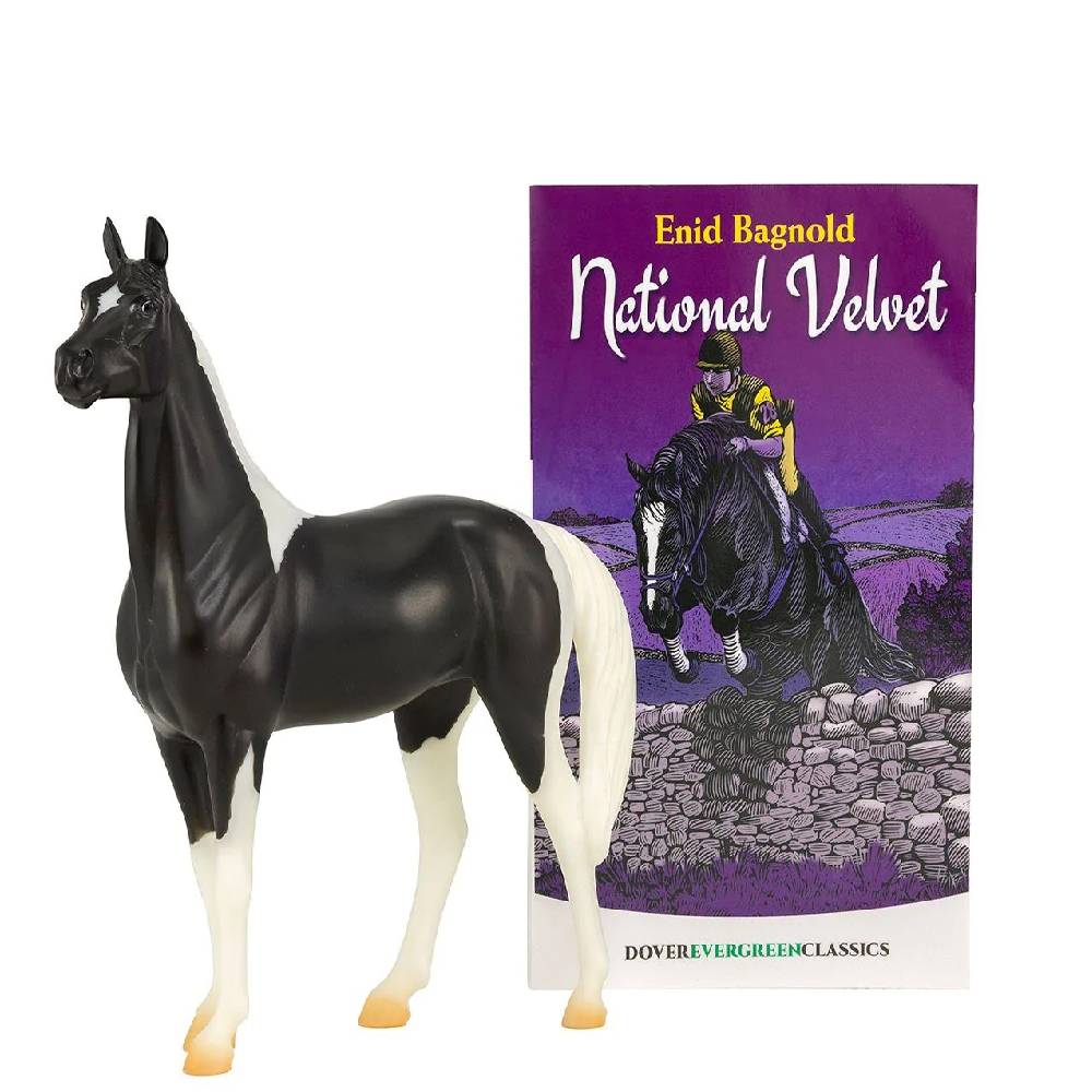 What is the significance of the horse named "The Pie" in the National Velvet Horse And Book Set?