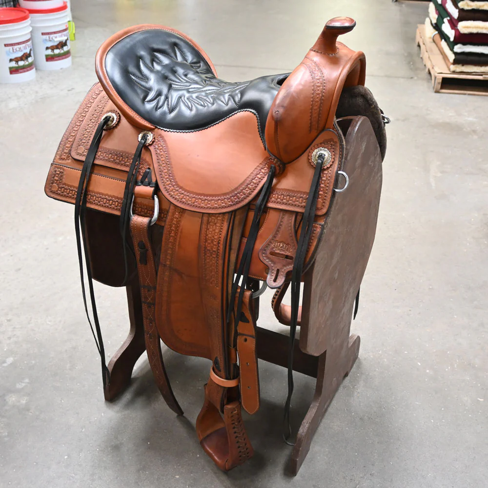17.5" USED TUCKER TRAIL SADDLE Questions & Answers