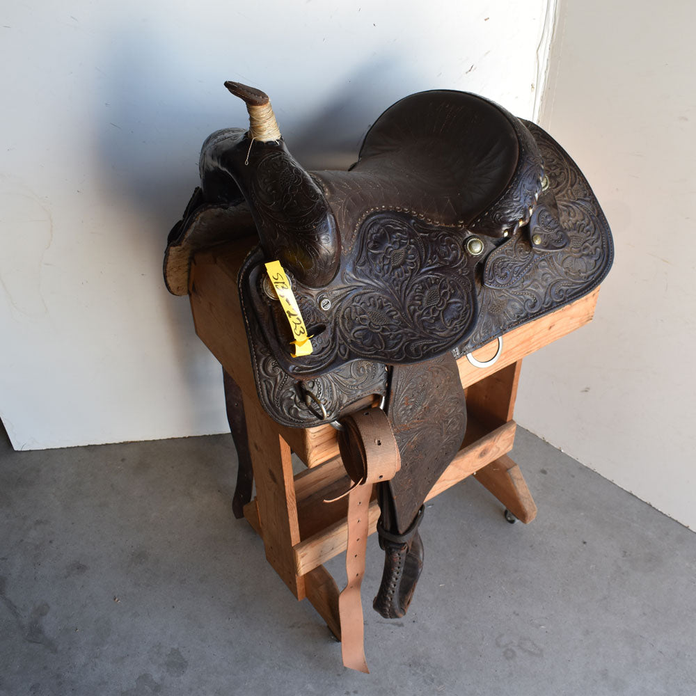 Is this Used Billy Cook 13.5" Rider Saddle a youth saddle?