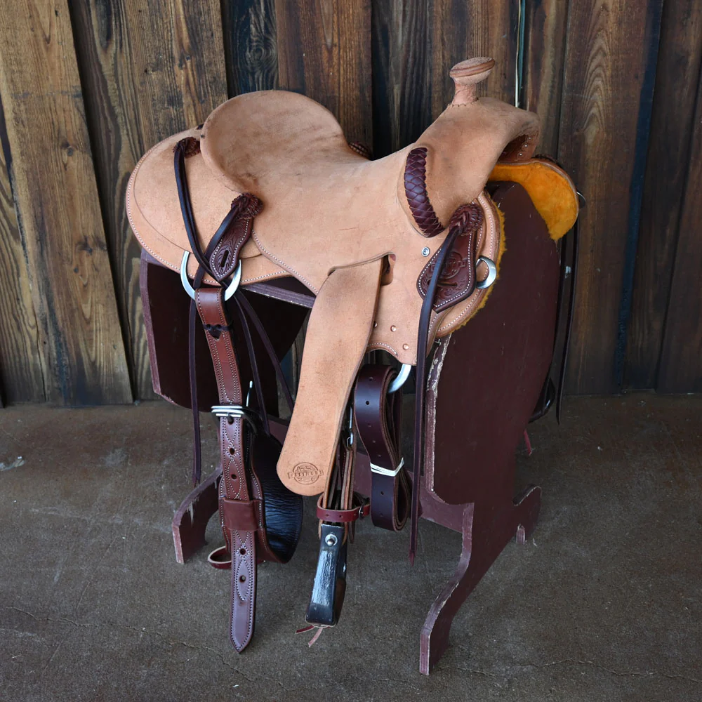 Does the 16" AUSTIN VALIMONT RANCH SADDLE include any additional features?