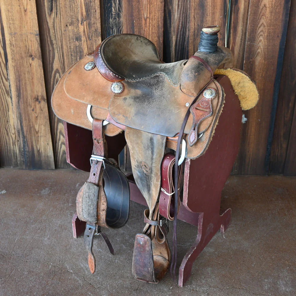14.5" USED TESKEY'S TEAM ROPING SADDLE Questions & Answers