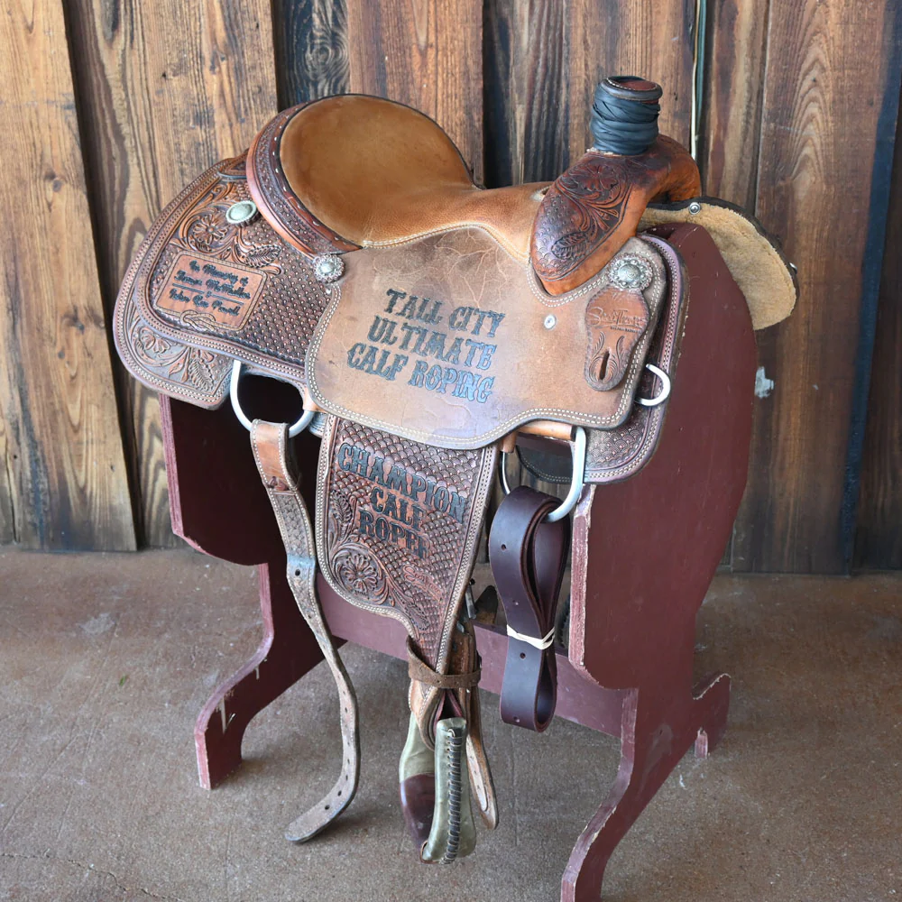 Is a rear flank included with this 14" USED SCOTT THOMAS CALF ROPING SADDLE?