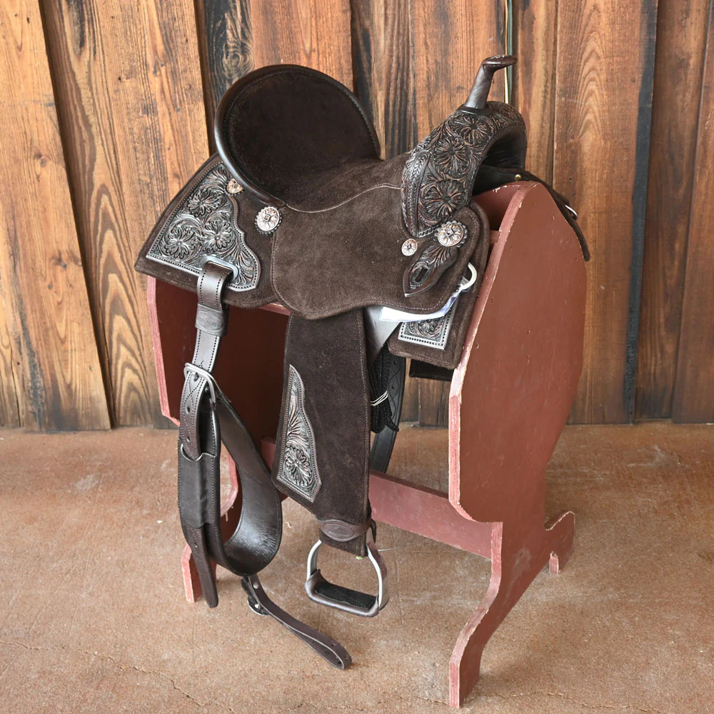 Is a anything included with this 13.5" SEVEN LIGHTWEIGHT BARREL SADDLE?