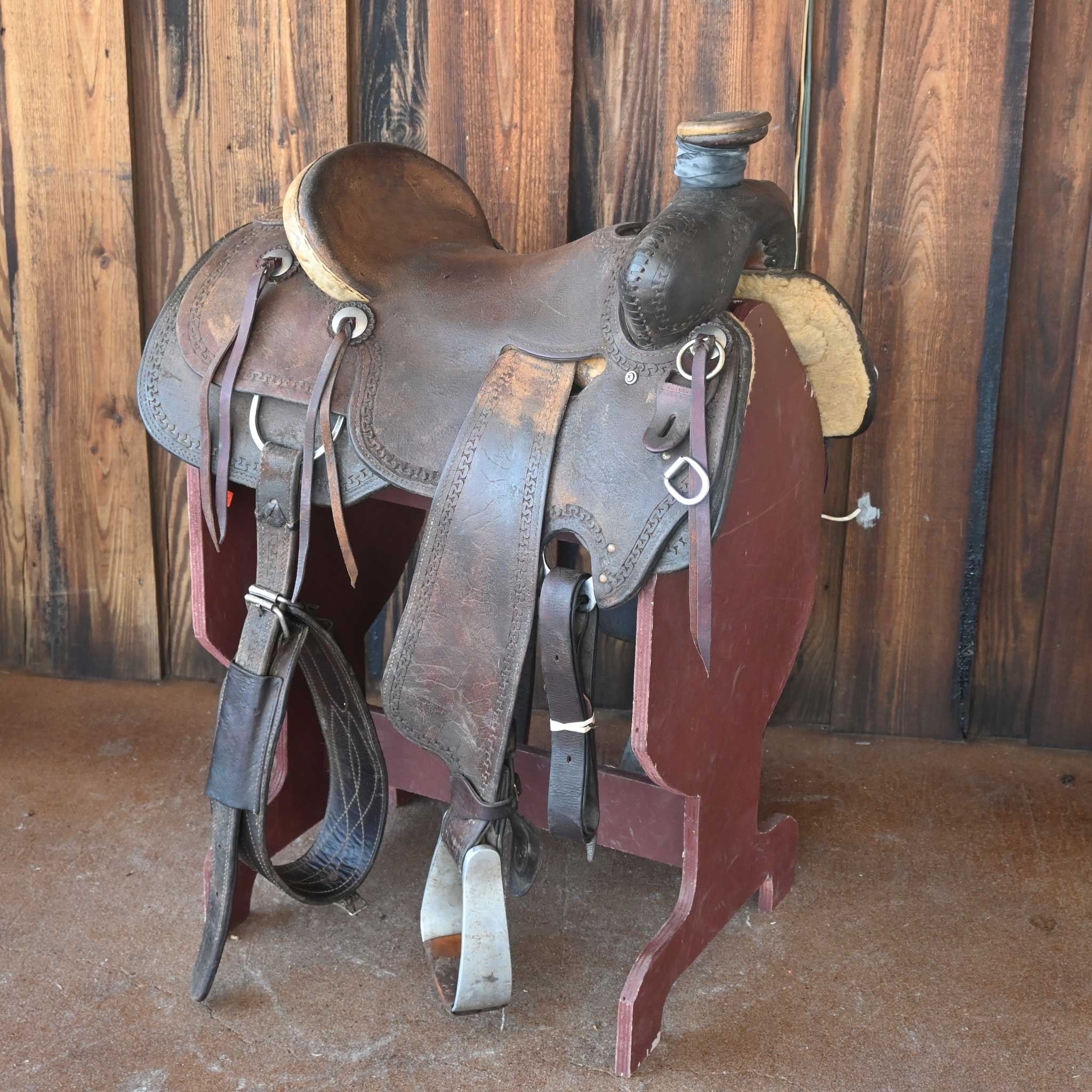 What is the guarantee policy for this 16" USED TRENT WARD RANCH SADDLE?