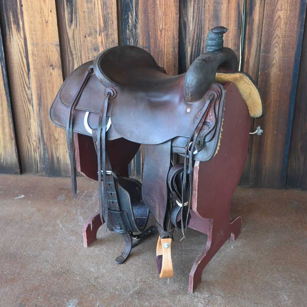 16.5" USED JEFF SMITH RANCH CUTTER SADDLE Questions & Answers