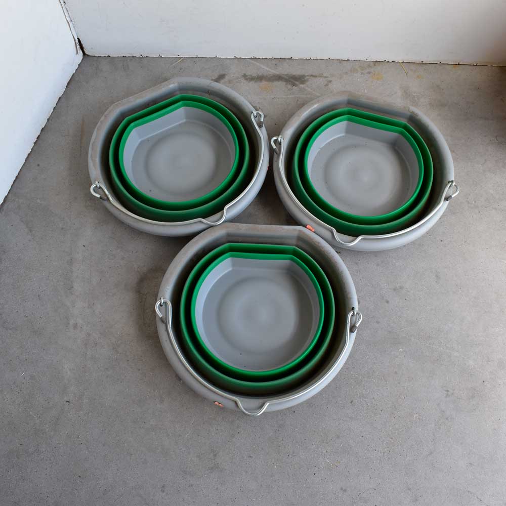 What size are the NEW Boss Bucket Seconds Set Of 3 Green?