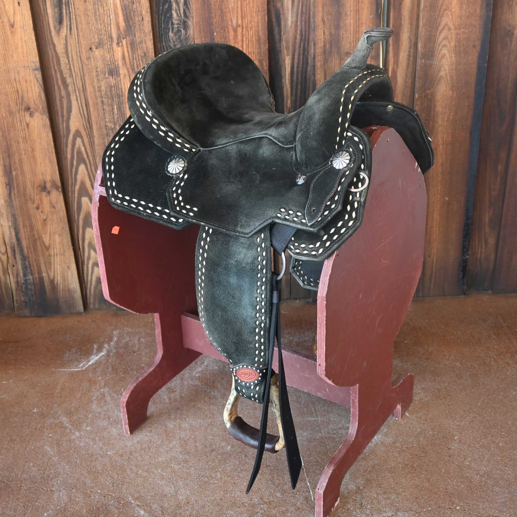 What gullet is this 14.5" USED PRO LITE BARREL SADDLE?