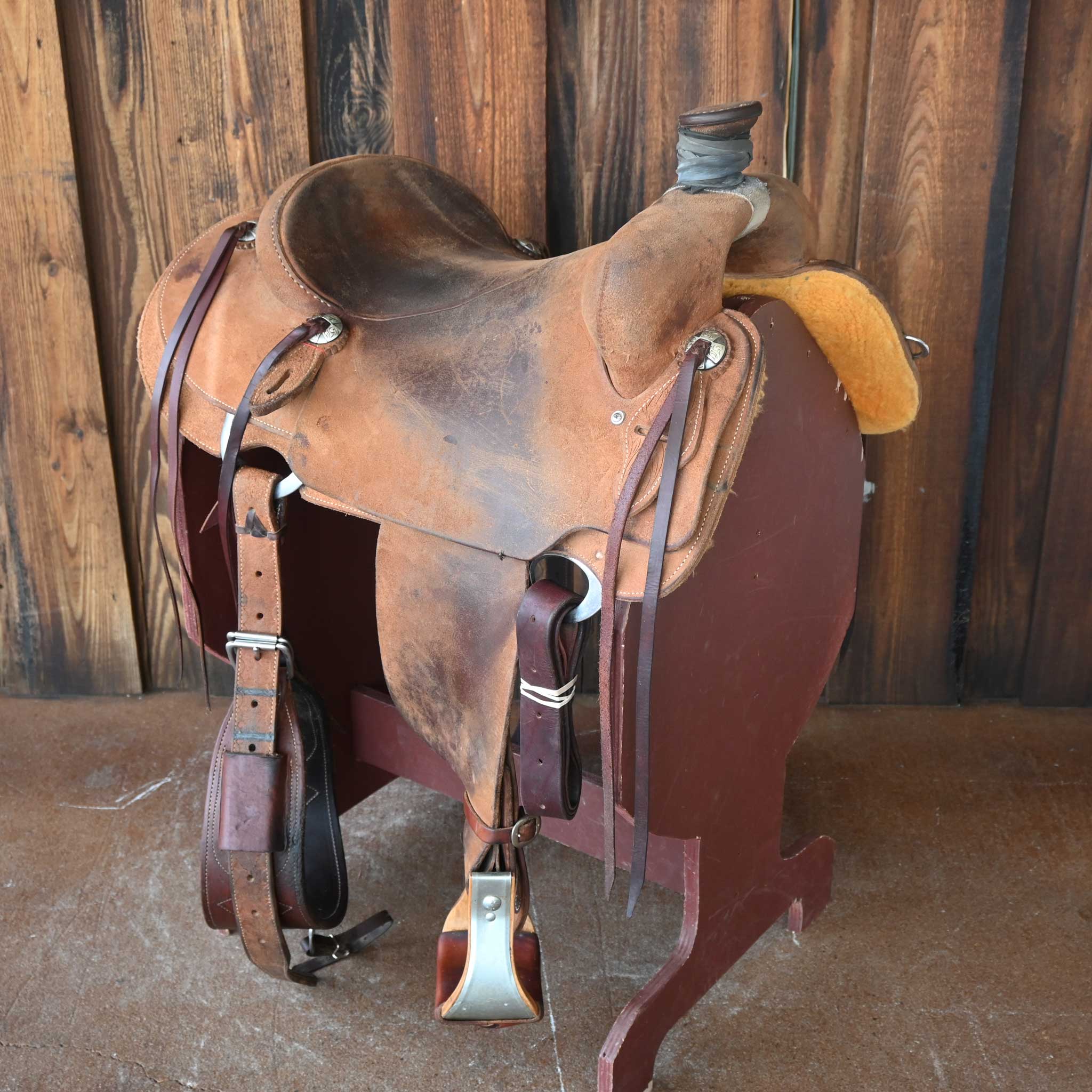 15" USED CACTUS RANCH SADDLE Questions & Answers