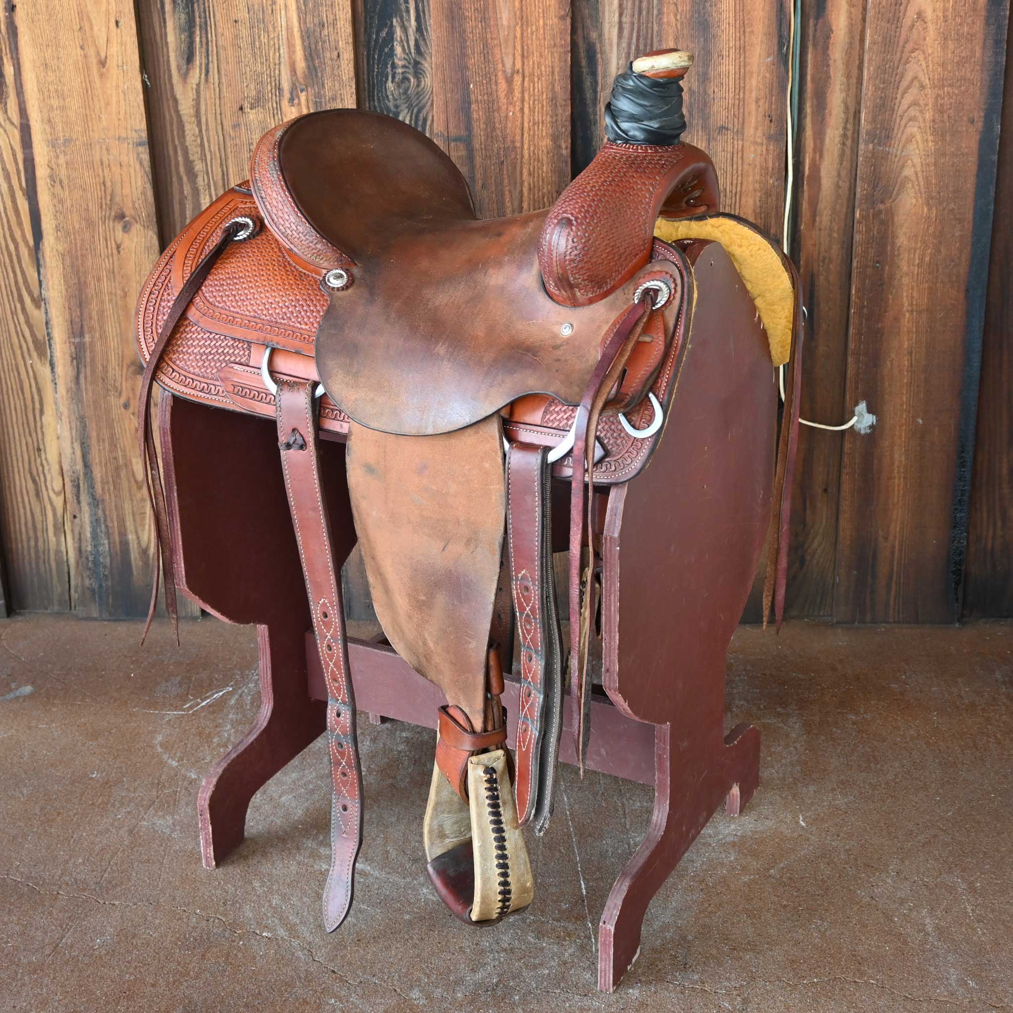 14.5" USED CORRIENTE RANCH SADDLE Questions & Answers