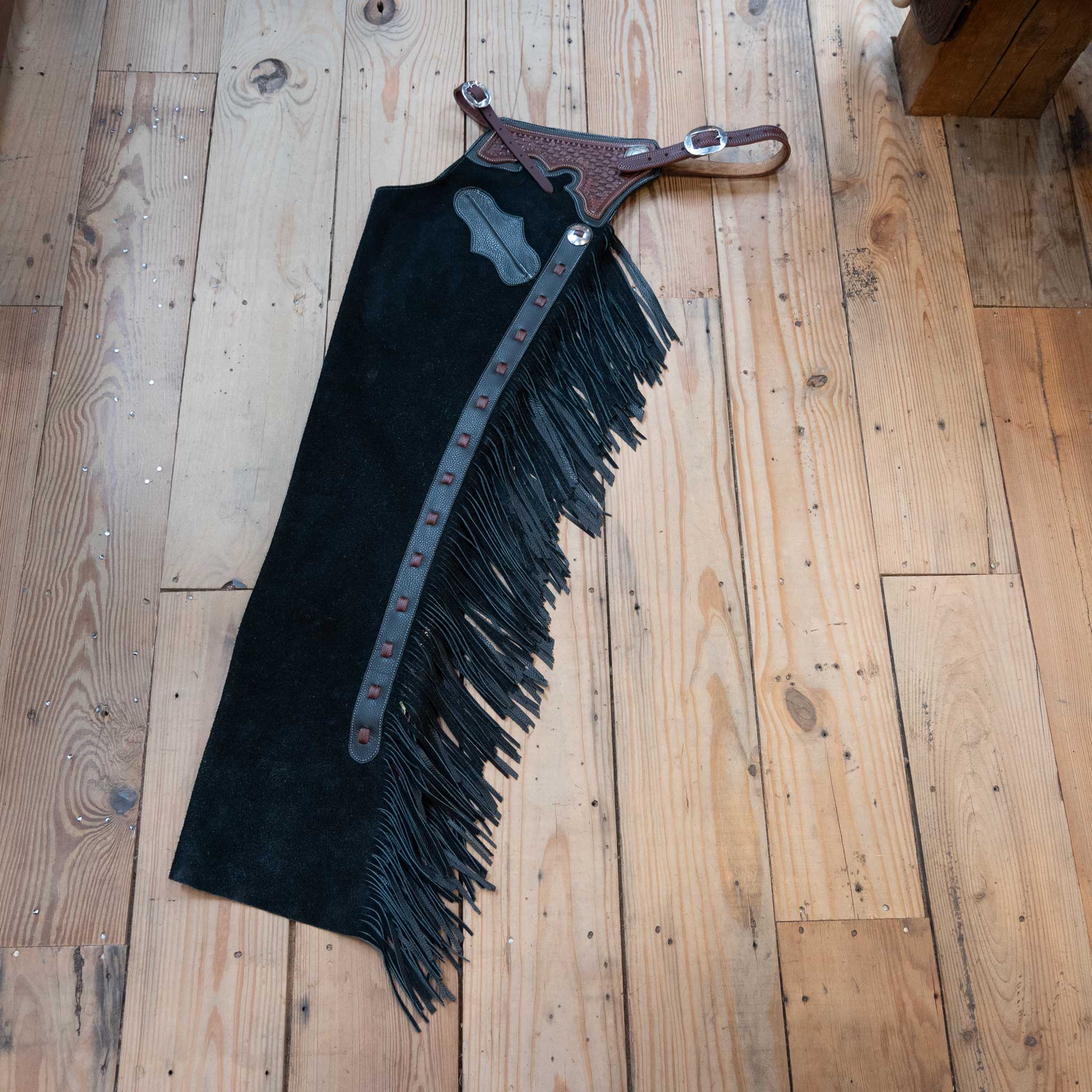 I need help ordering a custom pair of Teskey's Med. Black Roughout Versatility Chaps?