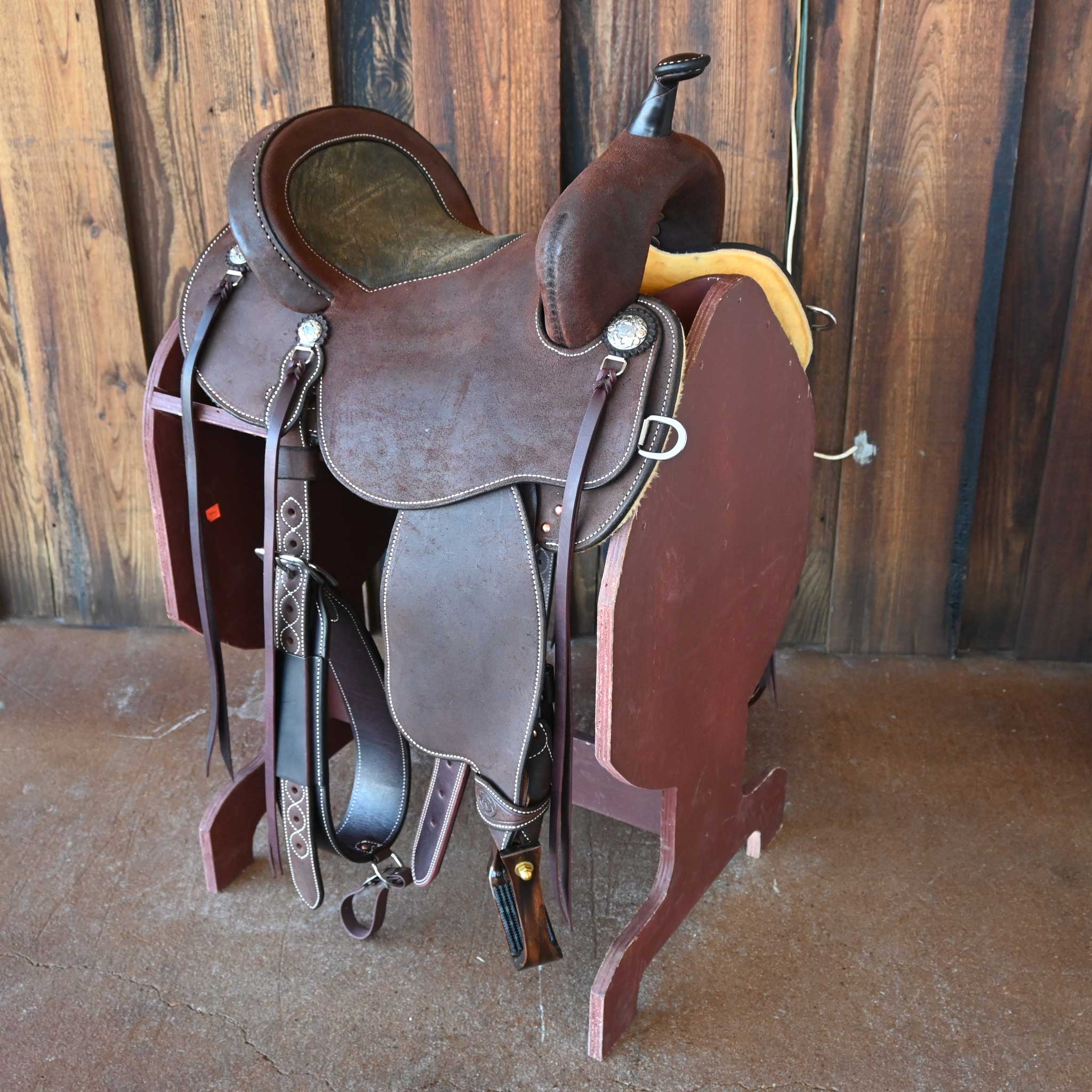 Can the 14" MARTIN BTR BARREL SADDLE be shipped to Australia?