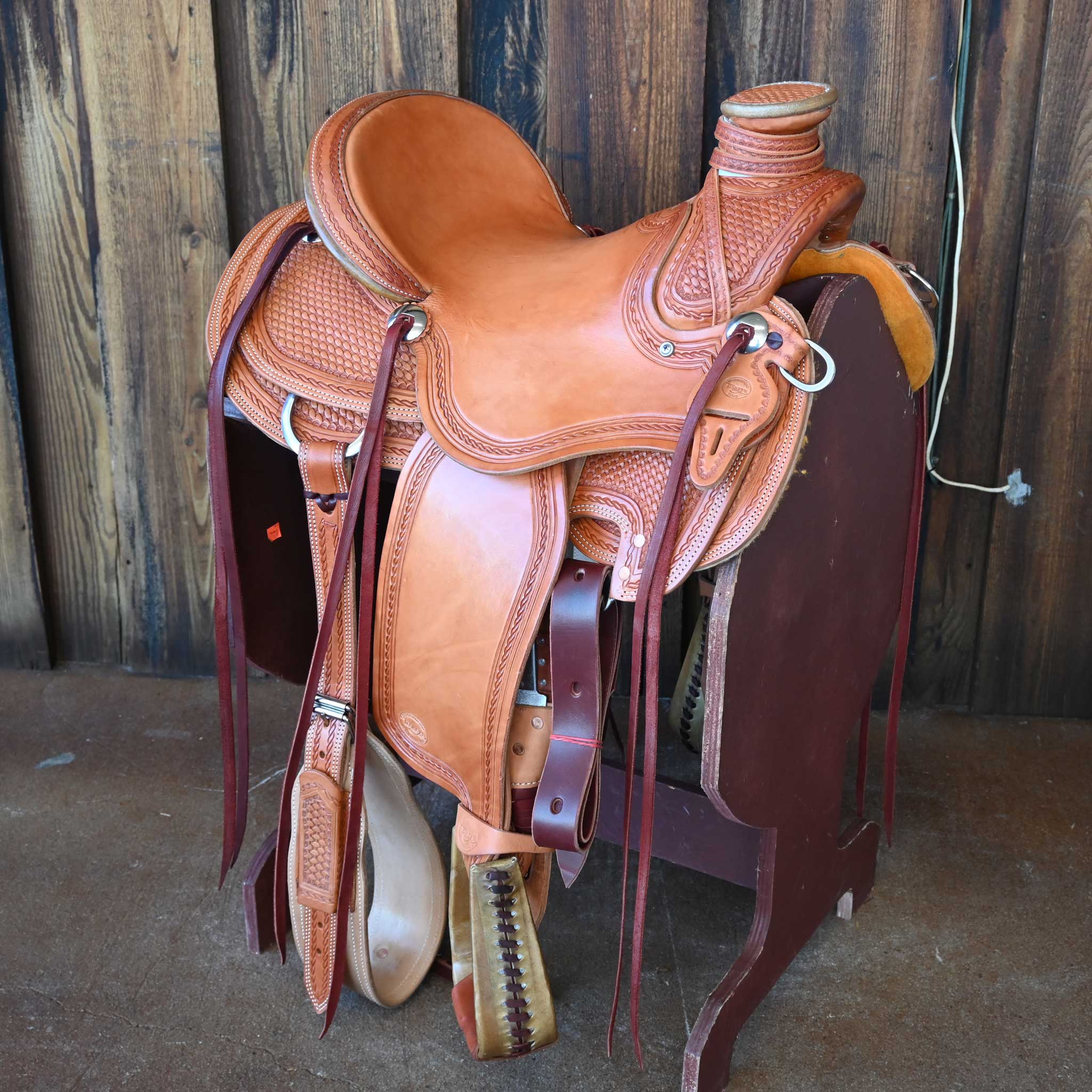 Can I get more information on the 14" TESKEY'S WADE SADDLE?