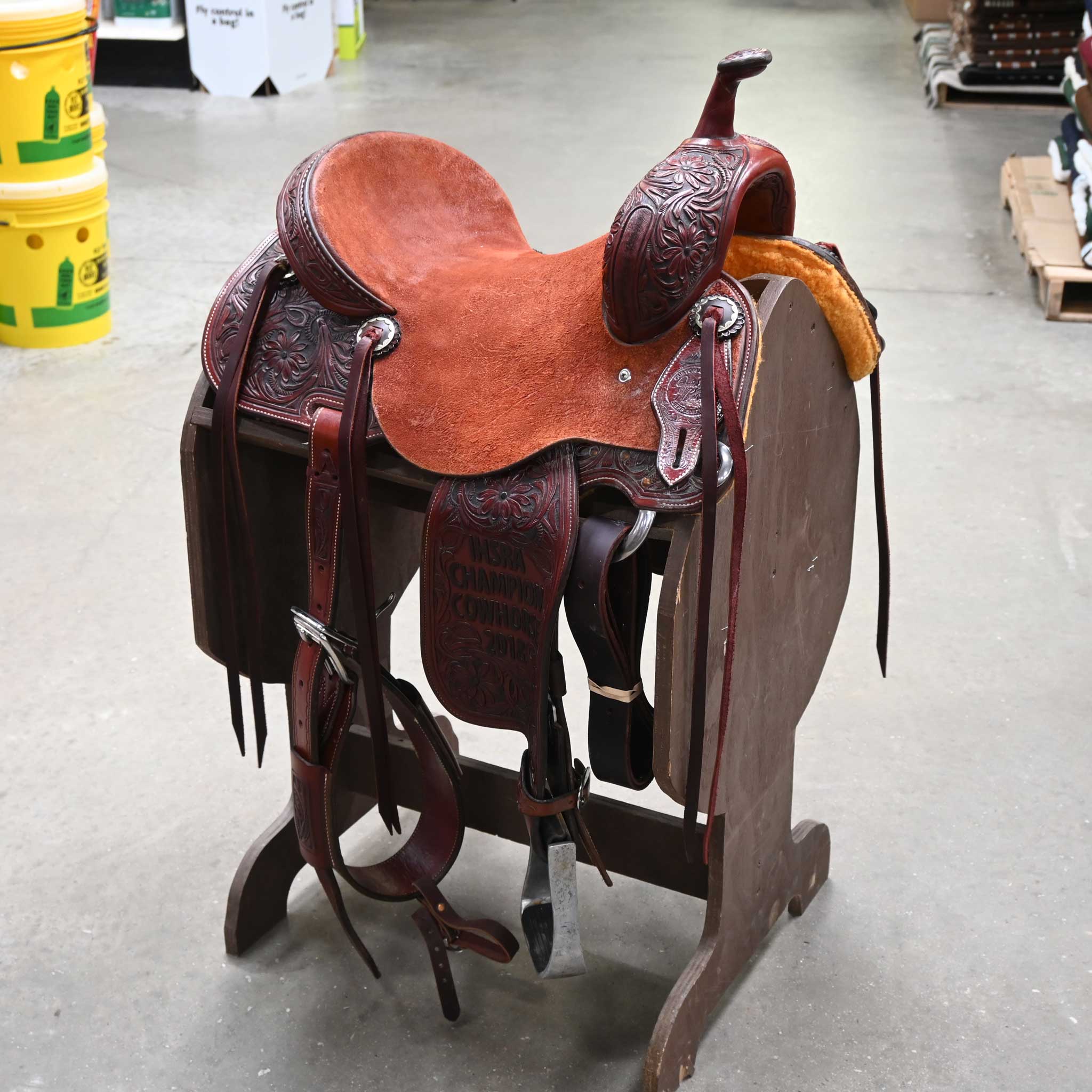 14" USED JEFF SMITH JACKIE GANTER BARREL SADDLE Questions & Answers