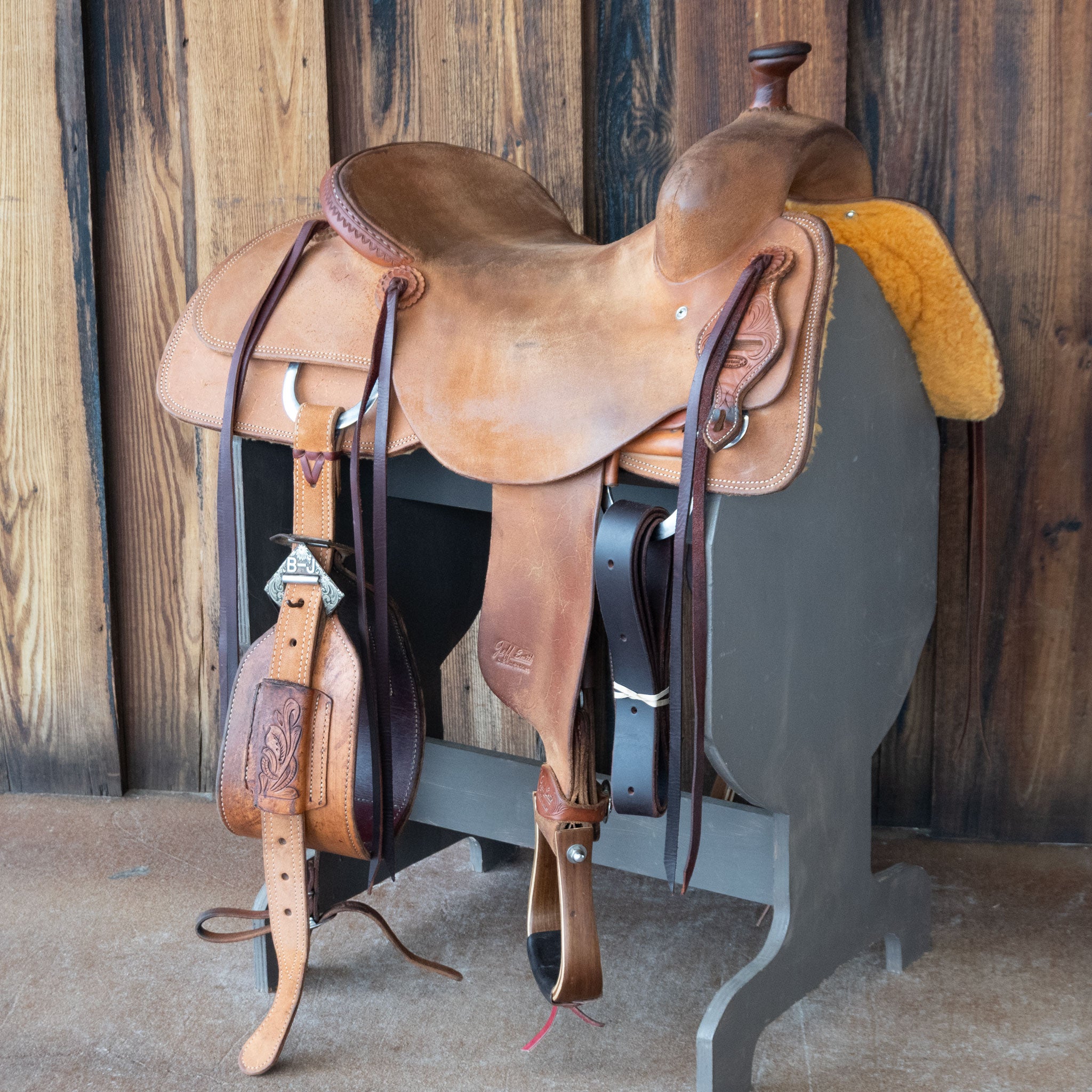 Are shipping costs refundable if I return the saddle?