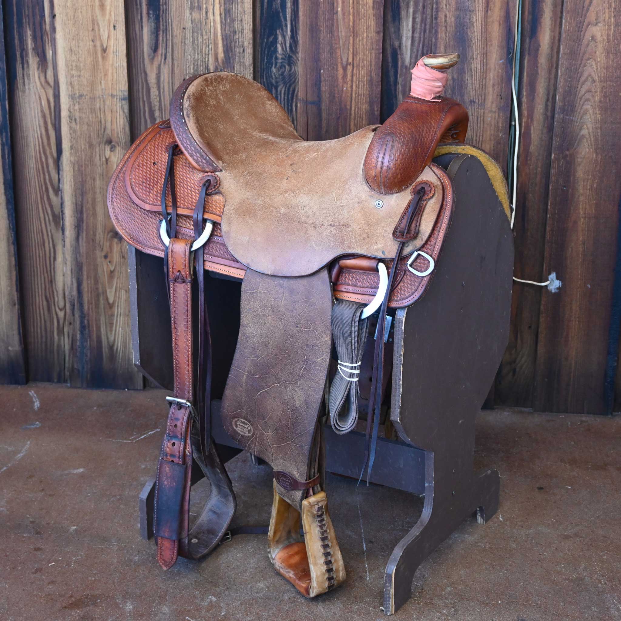 16" USED COURTS RANCH SADDLE Questions & Answers