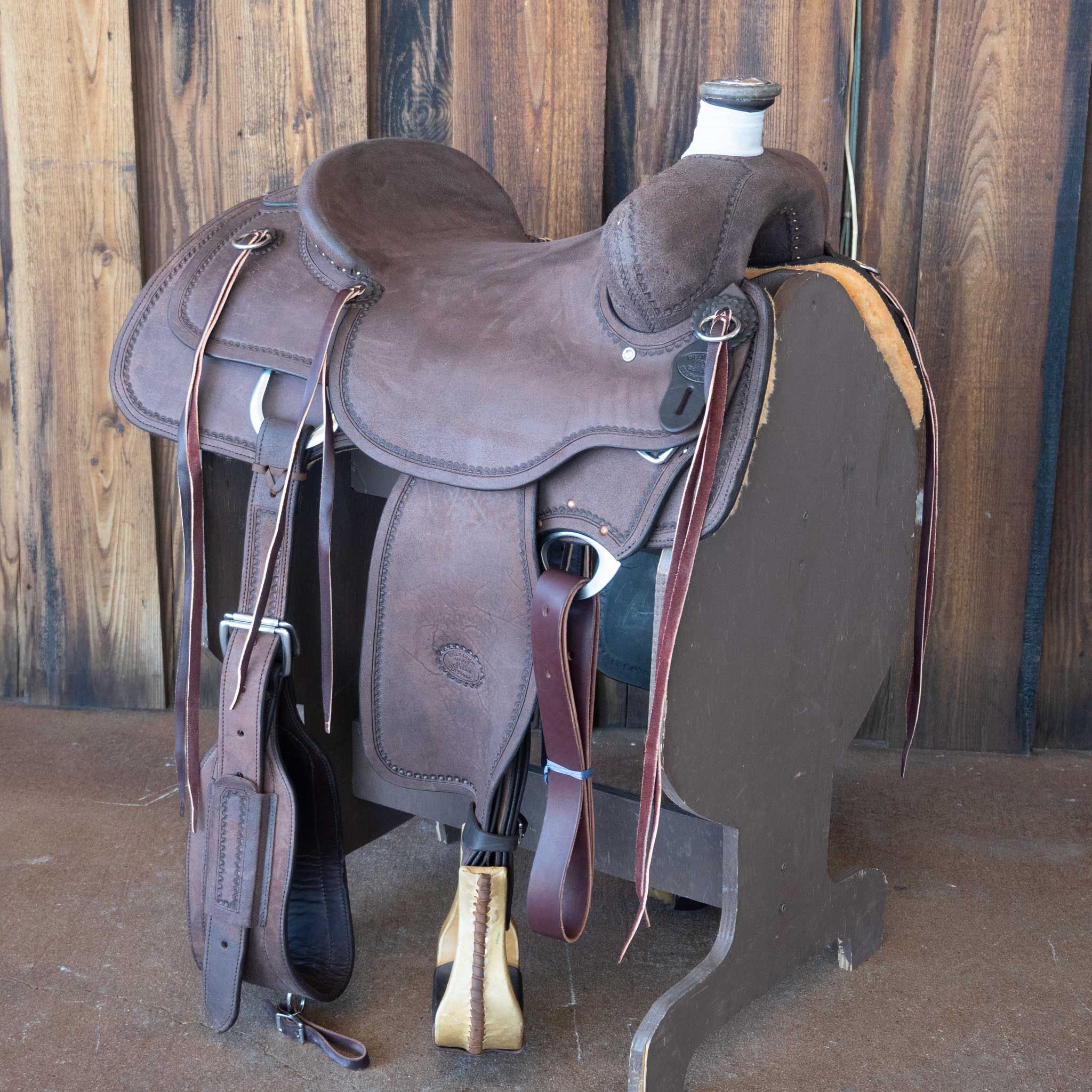 15.5" BILLY COOK RANCH SADDLE Questions & Answers