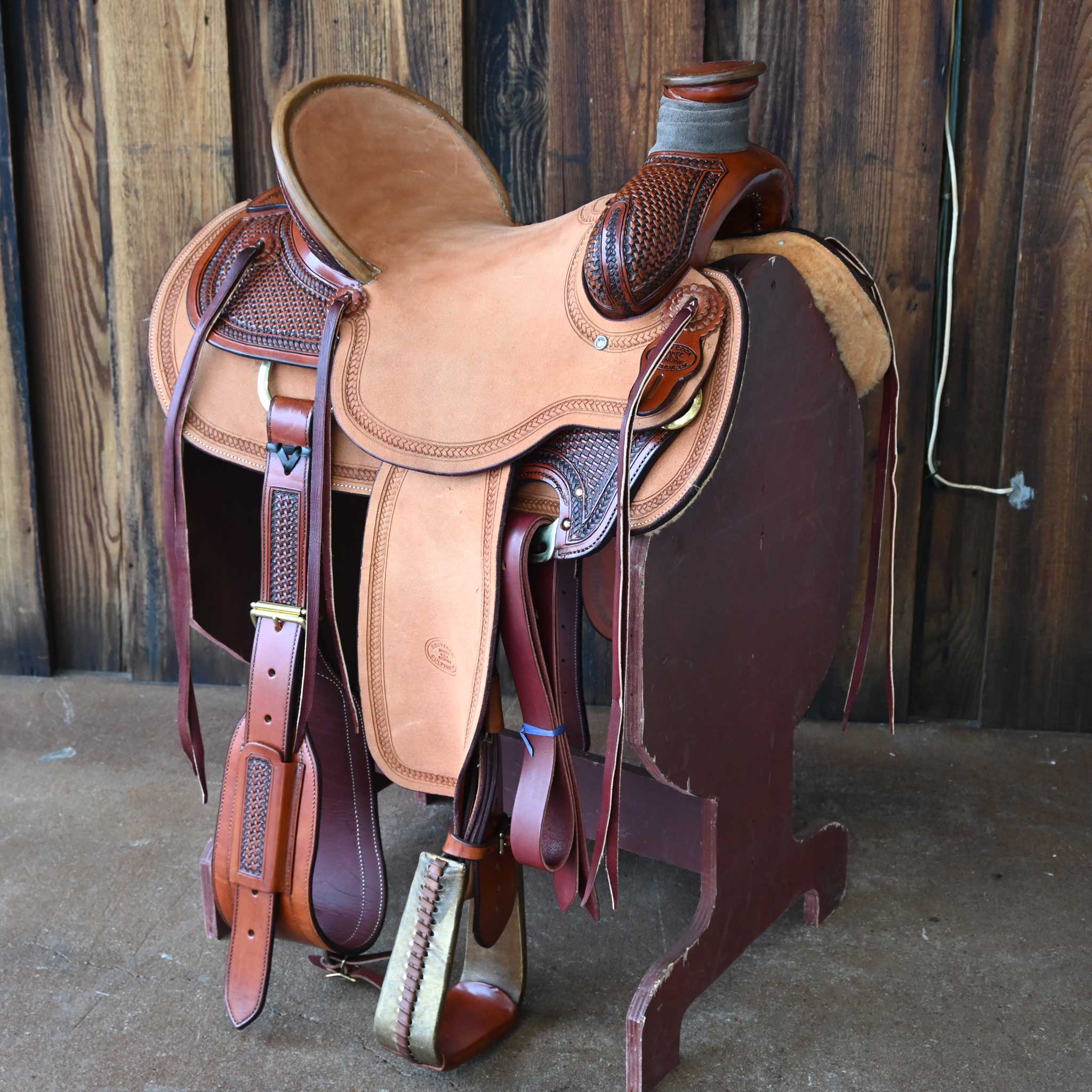 16" BILLY COOK ARBUCKLE RANCH SADDLE Questions & Answers