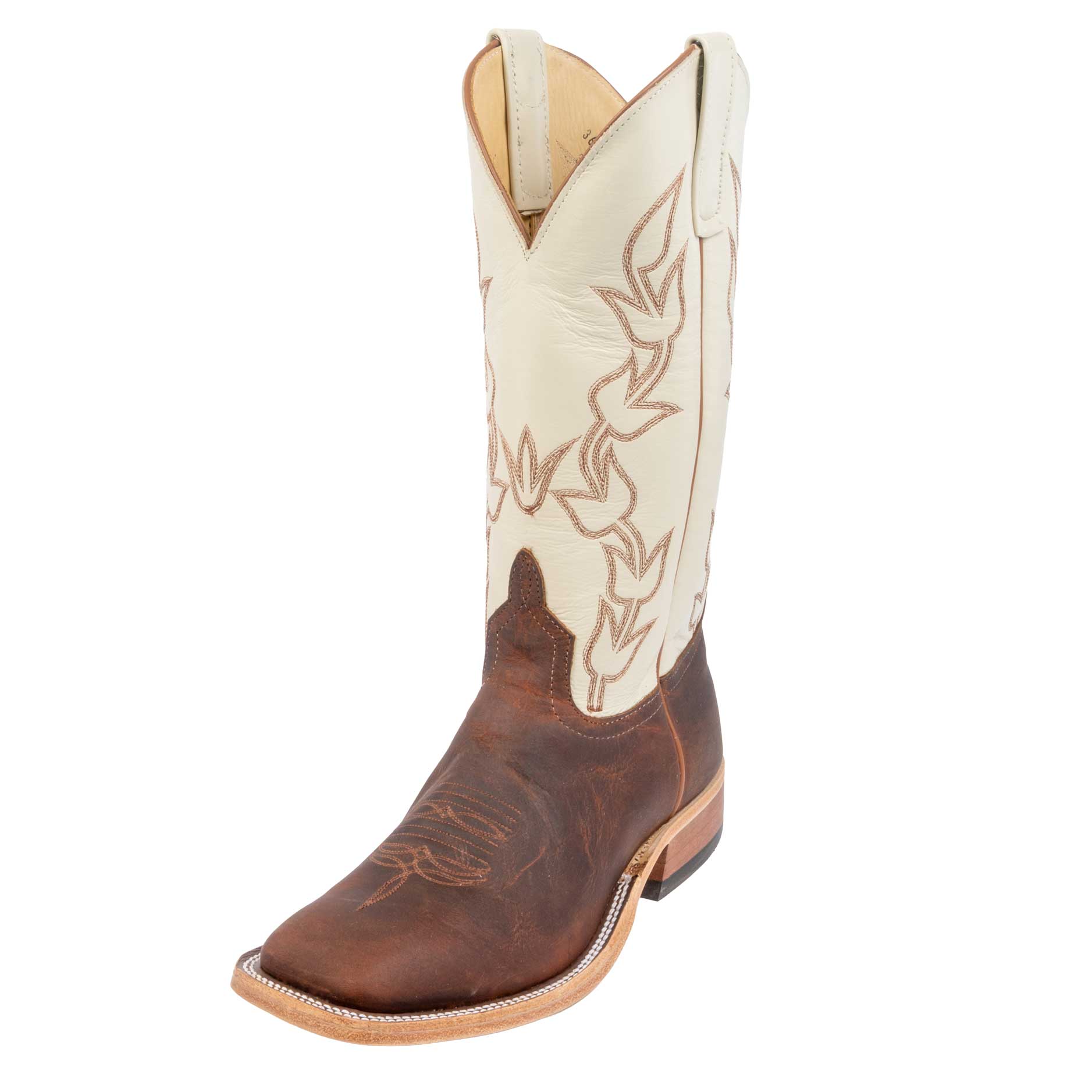 What type of toe does this boot have?
