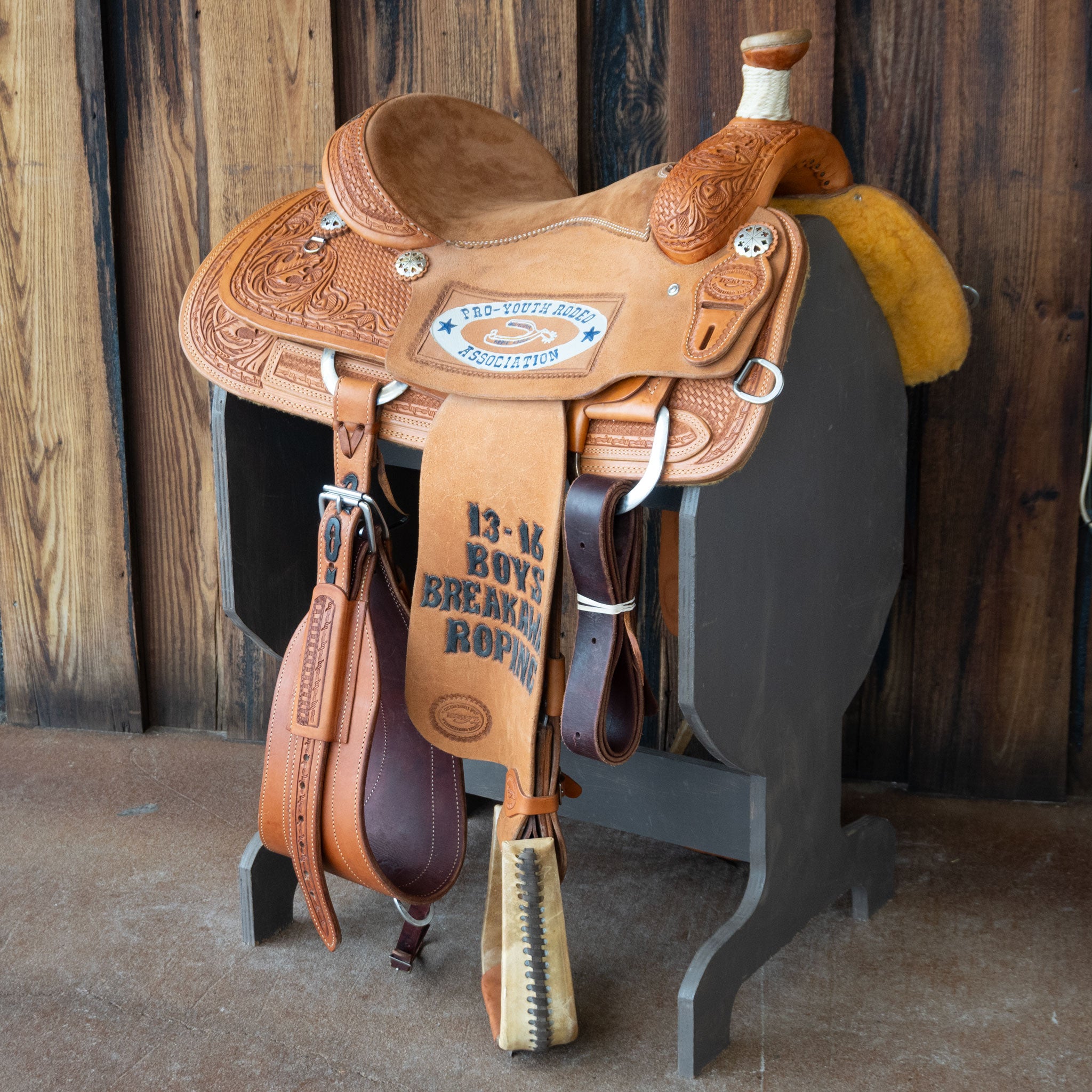15" USED TESKEY'S TEAM ROPING SADDLE Questions & Answers
