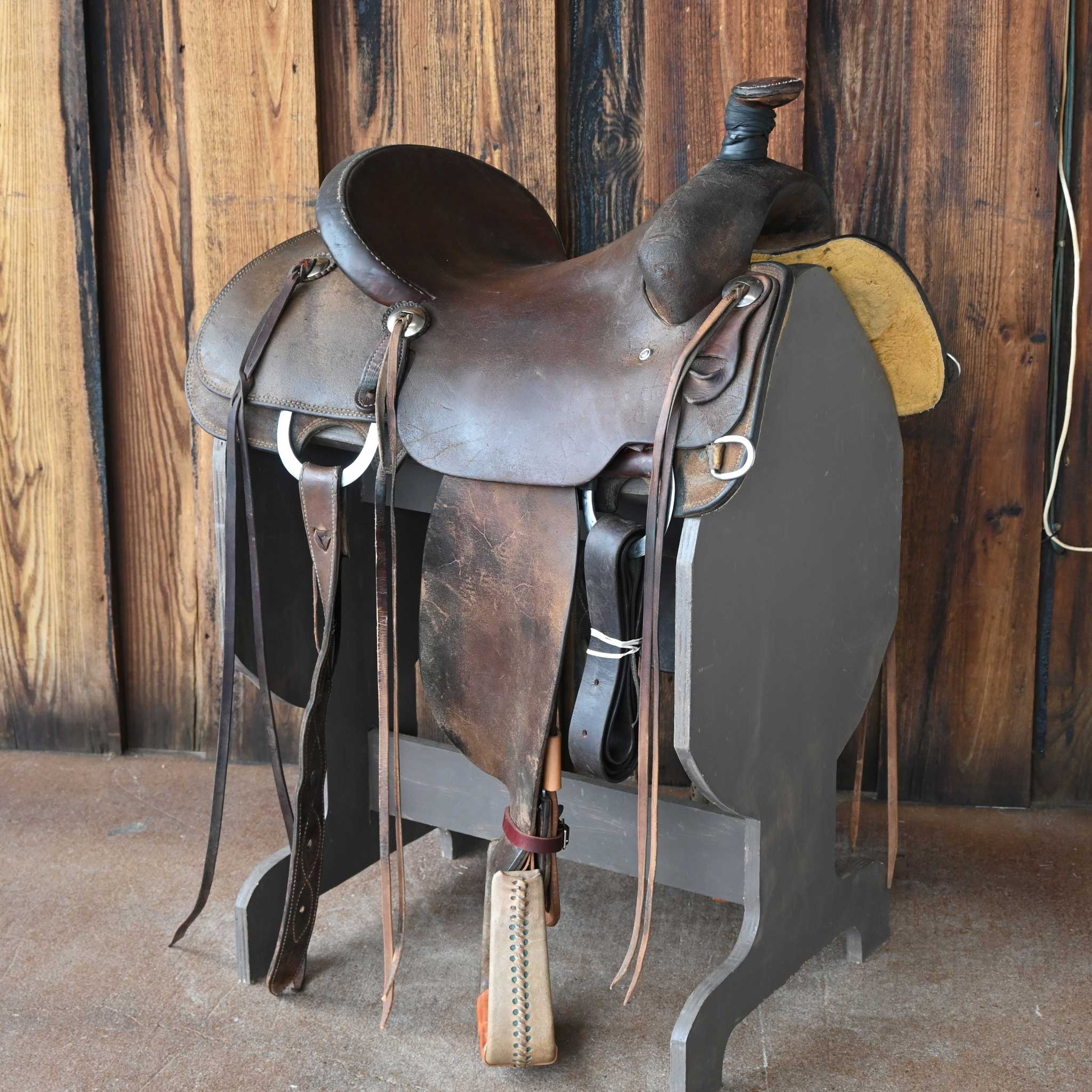 What is the material or finish of this saddle?