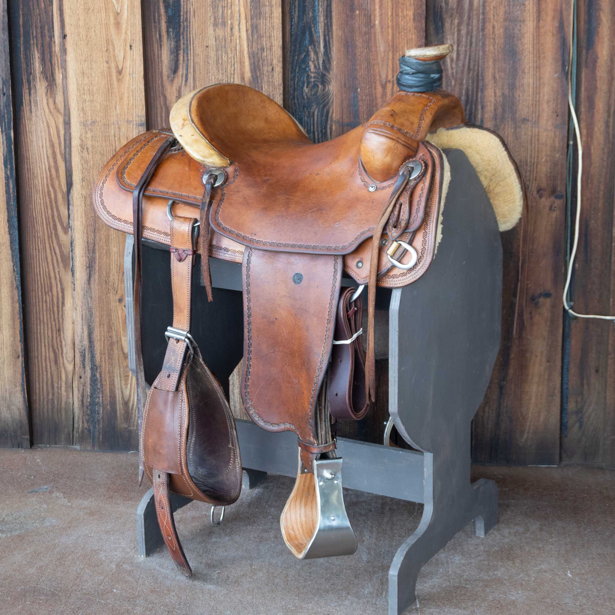 Are shipping costs refundable if I return the saddle?