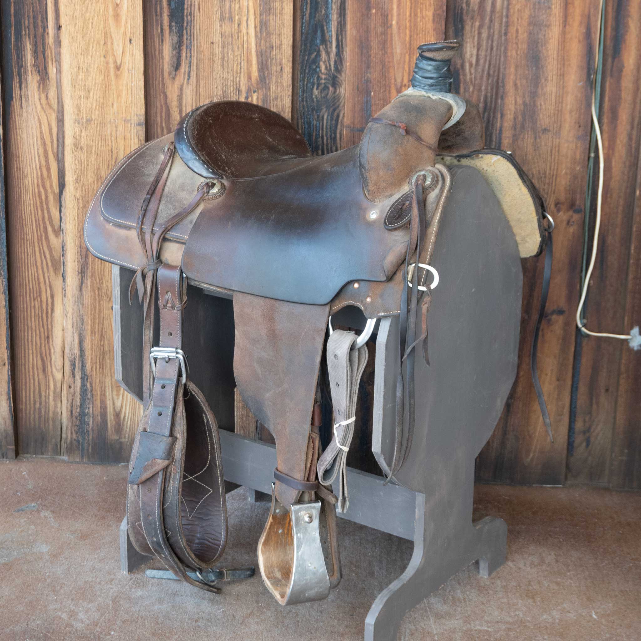 Is a rear flank included with this saddle?