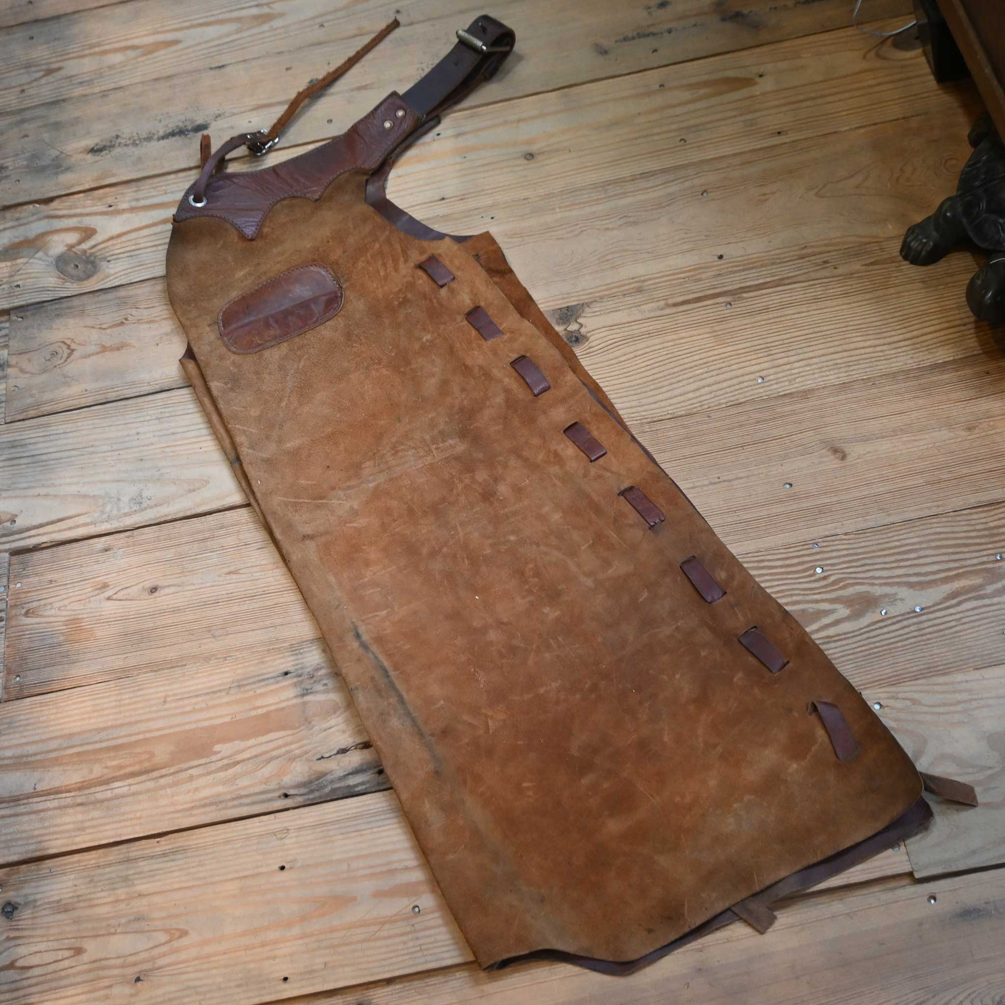 Is the waist on these chaps adjustable?