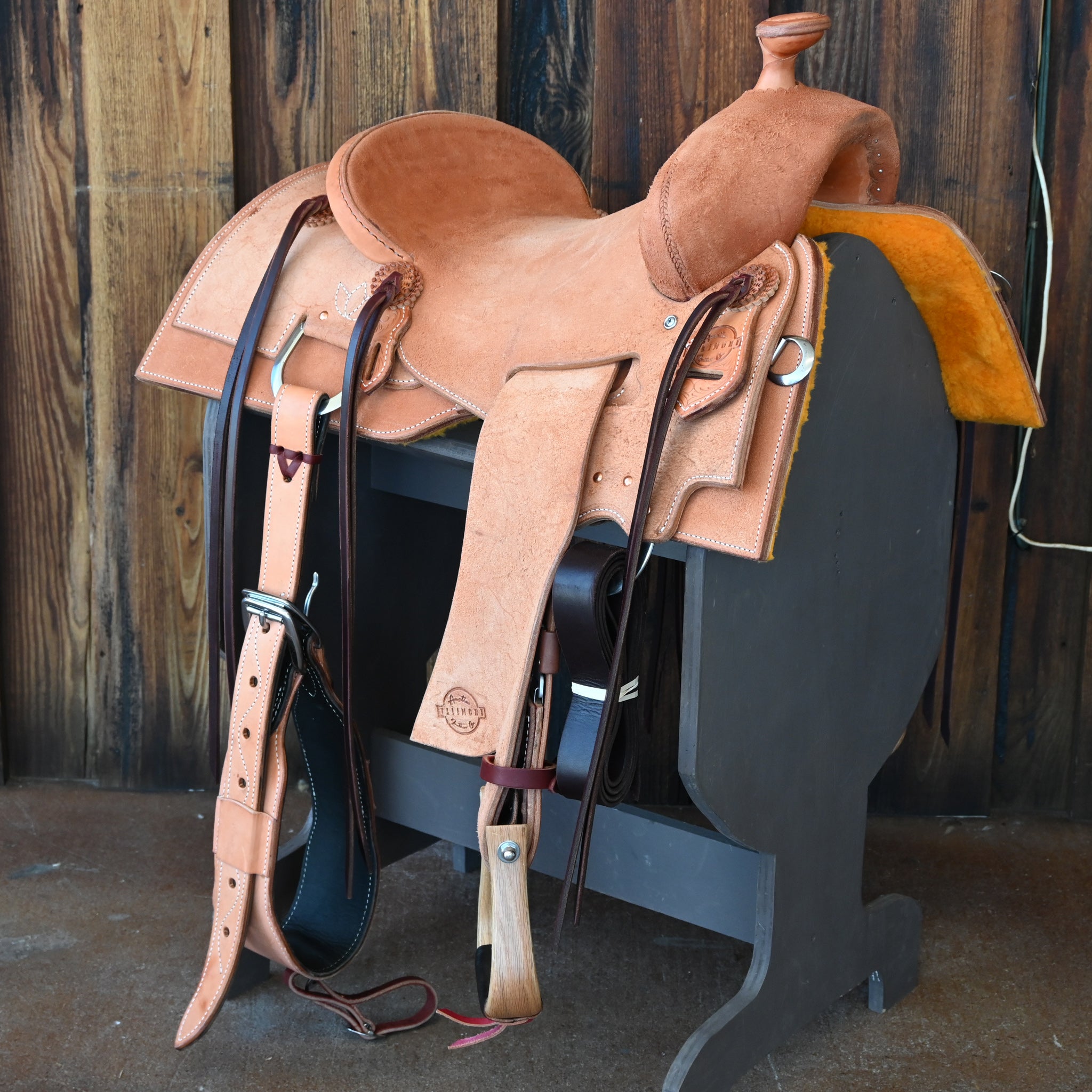 Is a rear flank included with this saddle?
