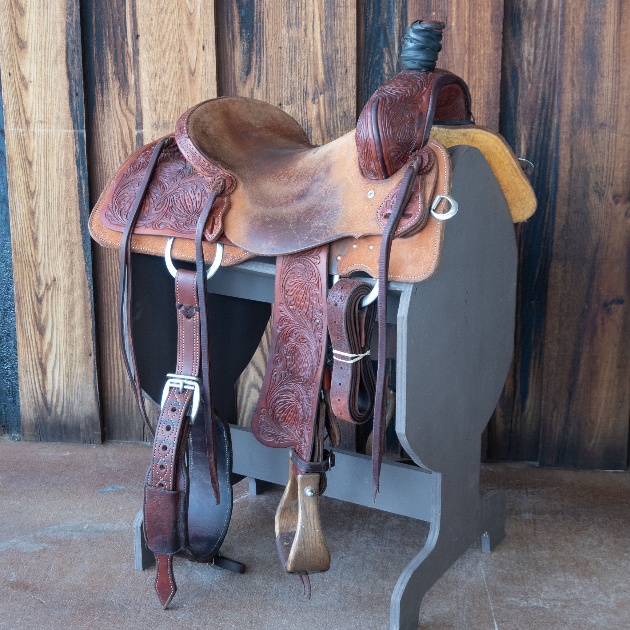 Are shipping costs refundable if I return the saddle?