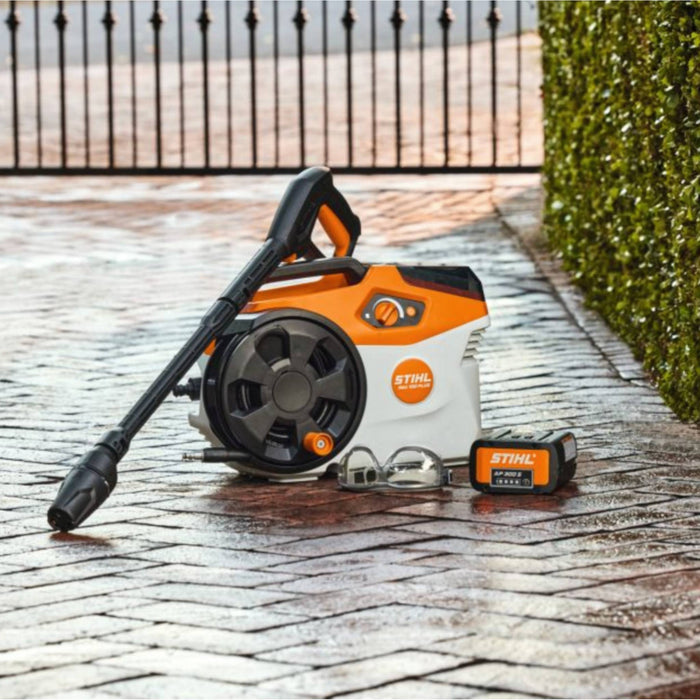 Stihl REA 100 PLUS Battery Powered Pressure Washer Garden Supplies - Tools & Equipment Stihl Equipment