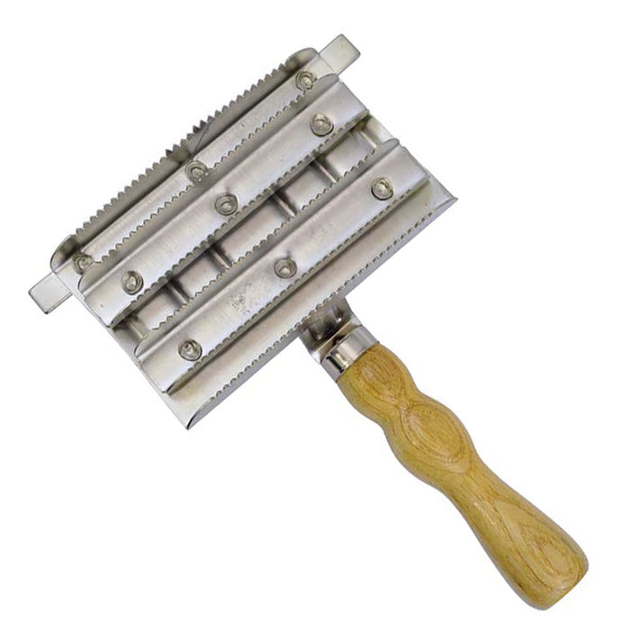 Partrade Curry Comb With Teeth Equine - Grooming Partrade