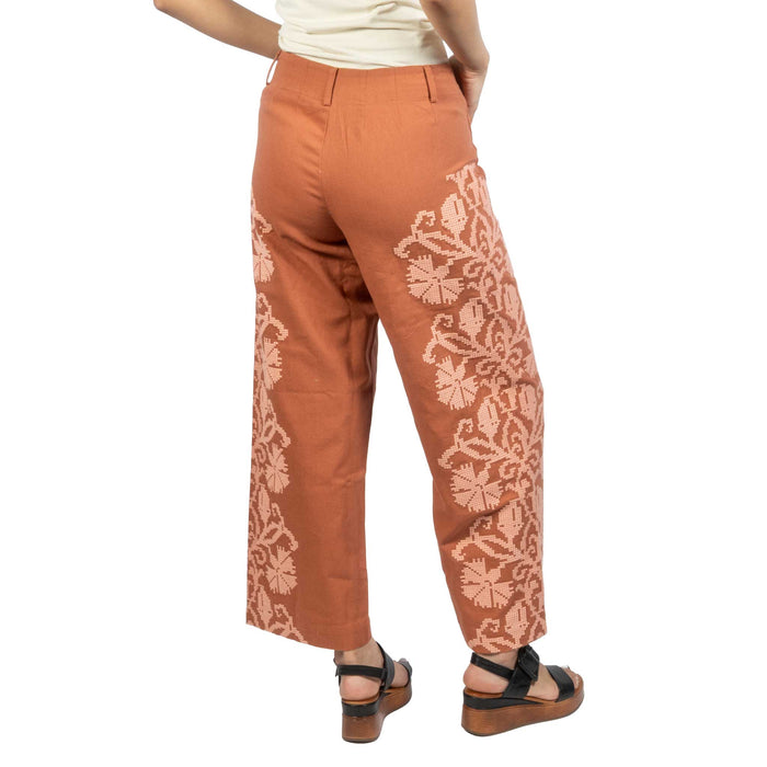 Ivy Jane Floral Embroidered Pant