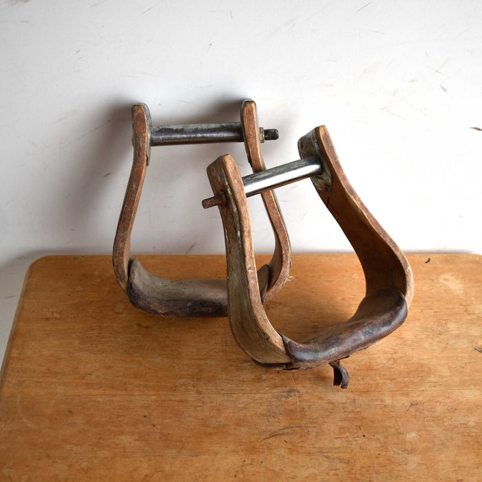 Used Galvanized Bound Wooden Stirrups with Treads