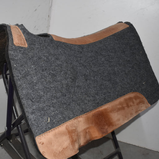 Used Saddle Pad Sale Barn misc