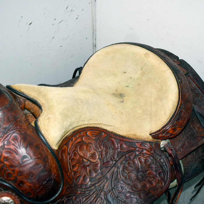 Used 15" Rider Saddle Sale Barn misc