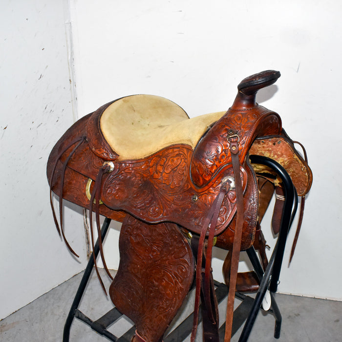 Used 15" Rider Saddle Sale Barn misc