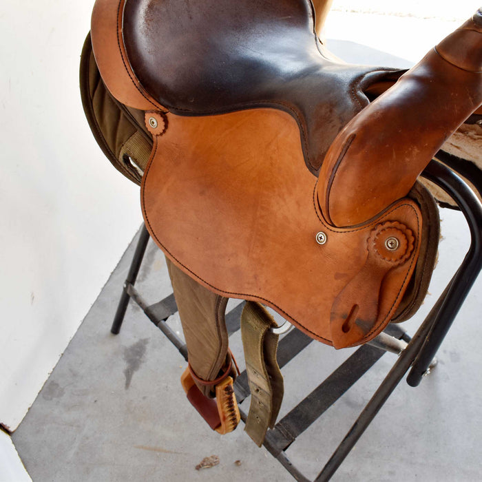 Used 14.5" Fabtron Rider Saddle Sale Barn Fabtron
