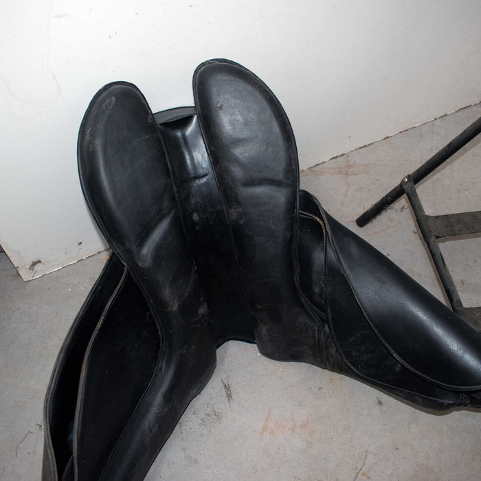 Used English 16.5" Non-Rider Decor Only Saddle Sale Barn Misc