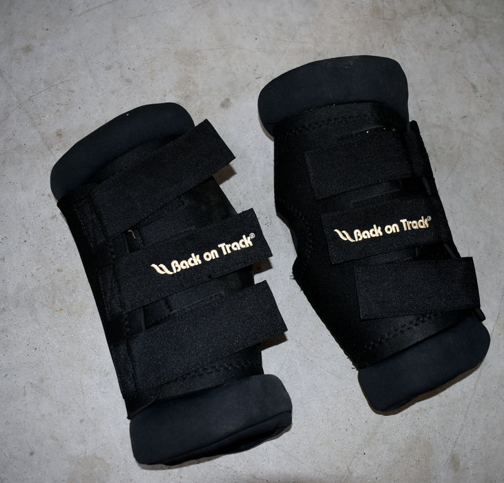 Used Back On Track Neoprene Ceramic XL Knee Wraps Set Of 2