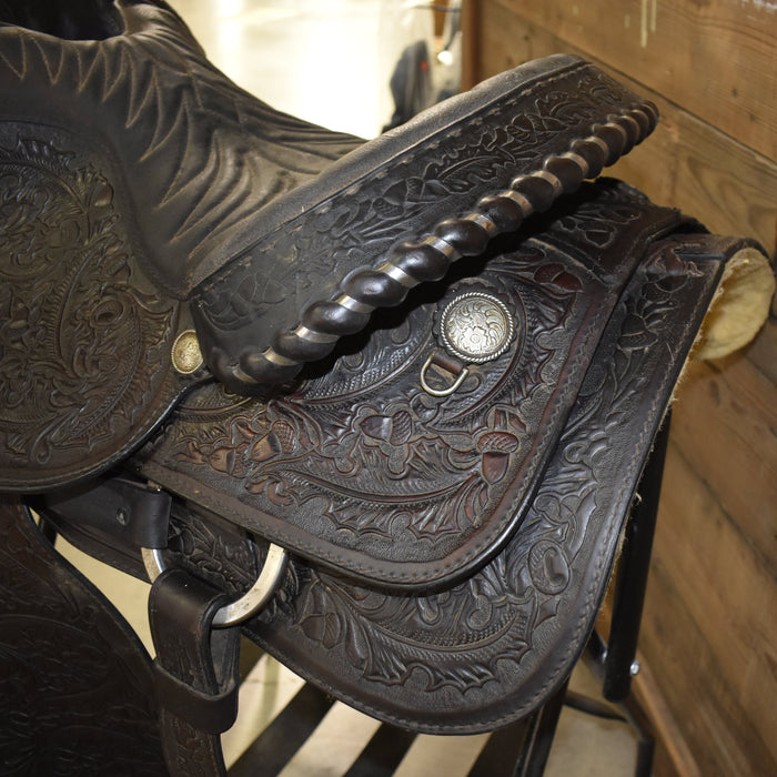 Used 15" Rider Saddle Sale Barn misc