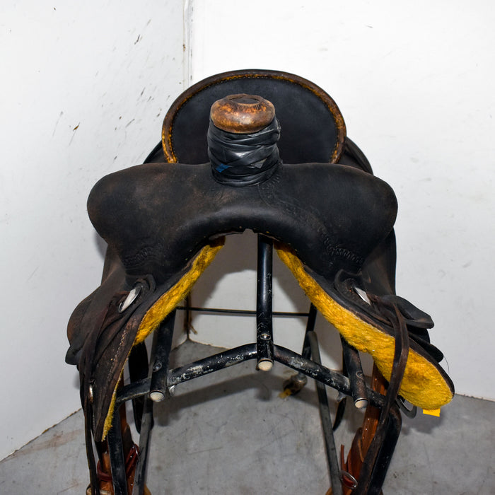 Used SRS 15.5" Rider Saddle Sale Barn misc