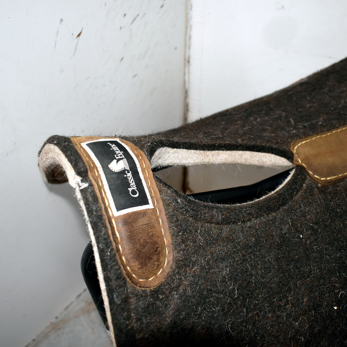 Used Classic Equine Felt Saddle Pad Sale Barn Classic Equine