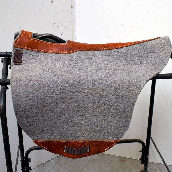 Used Bad Dog Ranch English Saddle Pad Sale Barn misc