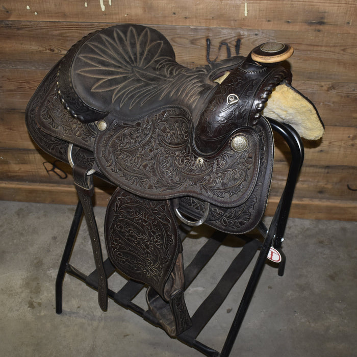 Used 15" Rider Saddle Sale Barn misc