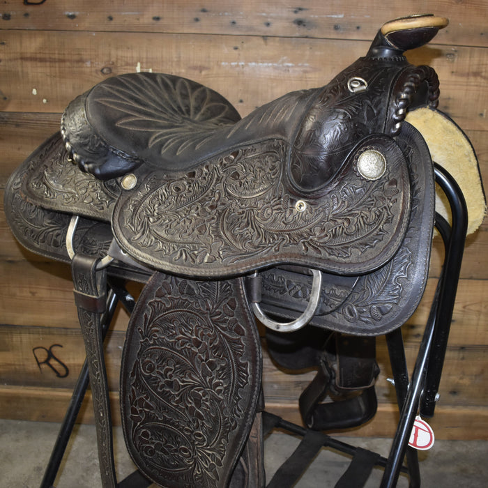 Used 15" Rider Saddle Sale Barn misc