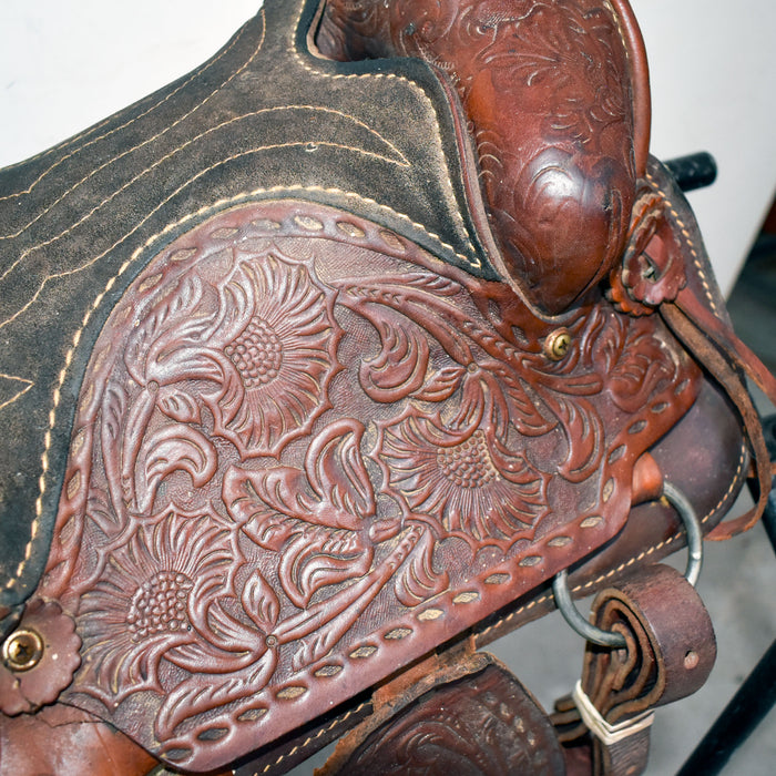 Used 11.5" Pony Decor Only Saddle Sale Barn misc