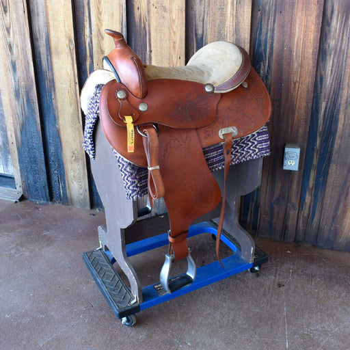 Used 16.5" Rider Saddle Sale Barn Teskey's