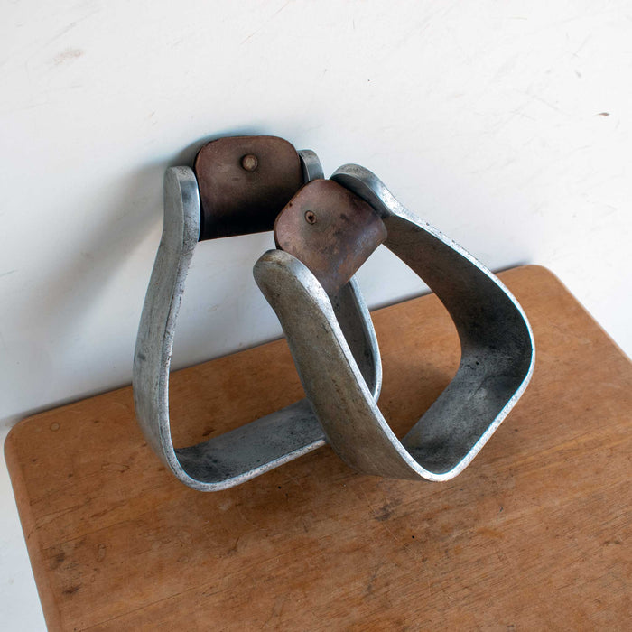 Used Crooked Metal Stirrups Sale Barn Misc
