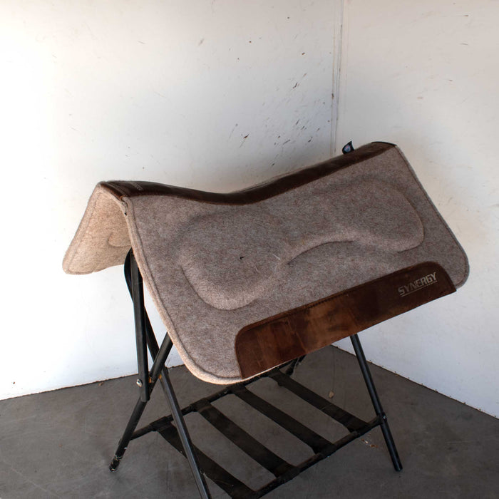 Used Synergy Saddle Pad Sale Barn SYNERGY