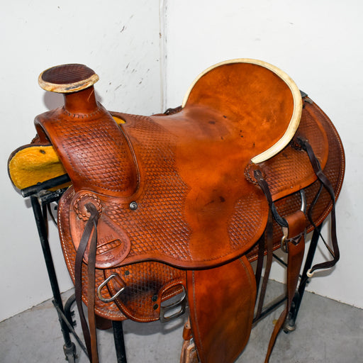 Used 16" Rider Saddle Sale Barn misc